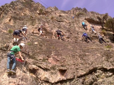 Escalade en exterieur Val'Roc MJC Vaugneray